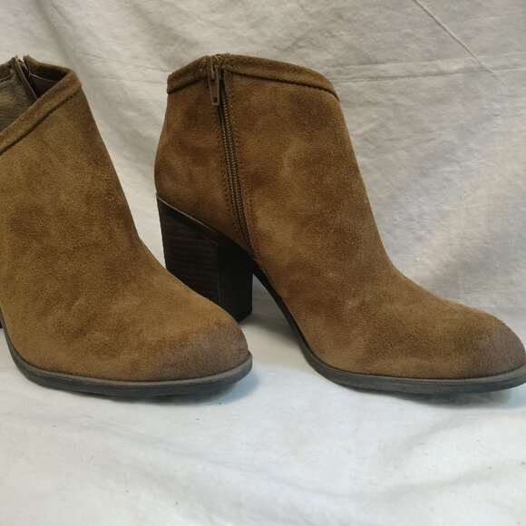Lucky Brand Suede Ankle Bootie (salza) - Picture 4 of 10